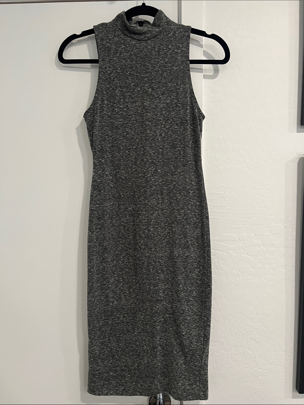 Forever 21 Charcoal Gray Sleeveless Mock Neck Midi Dress